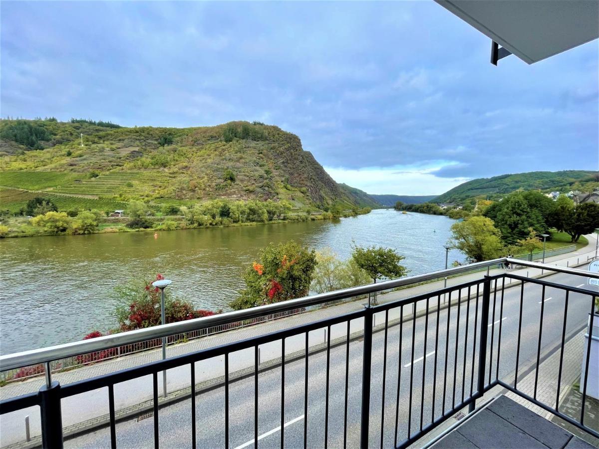 Moselpromenade Villa Moselufer, Panorama & Burg Cochem Blick, Netflix, Balkon 外观 照片