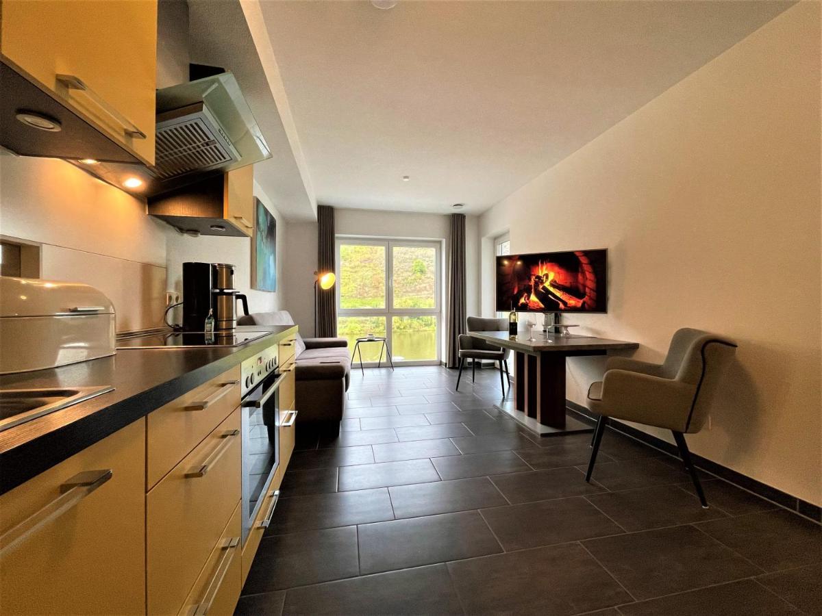 Moselpromenade Villa Moselufer, Panorama & Burg Cochem Blick, Netflix, Balkon 外观 照片
